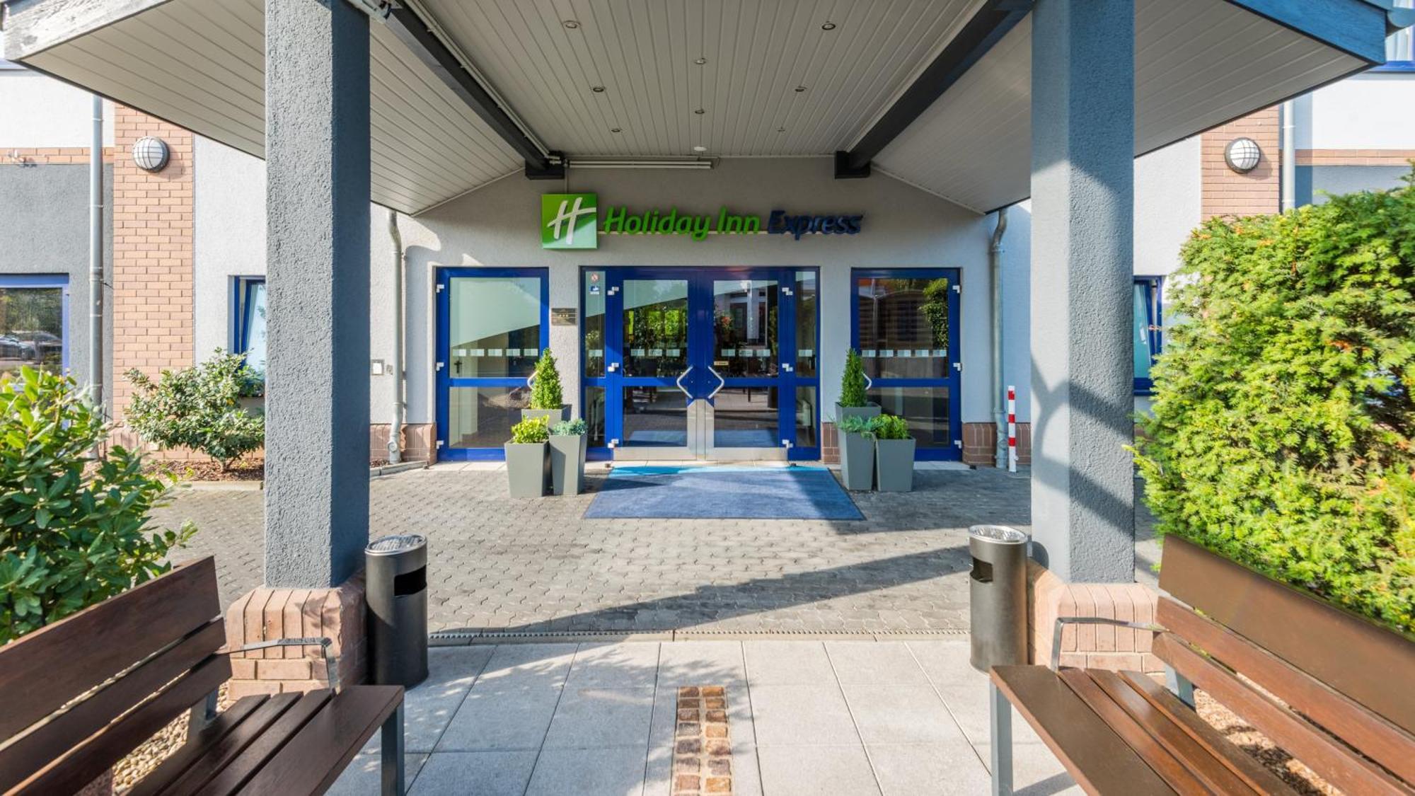 Holiday Inn Express Cologne Troisdorf, An Ihg Hotel Exterior photo